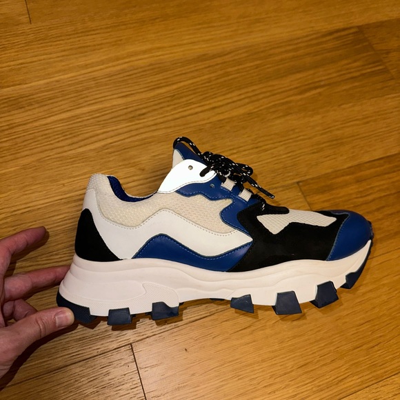 CINZIA ARAIA
FABRIC AND LEATHER SNEAKERS - Picture 2 of 7